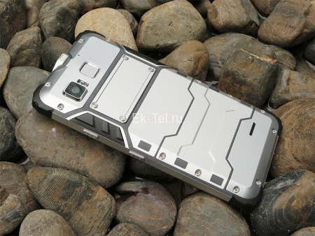 Land Rover D6 Pro 64GB Octa Core LTE